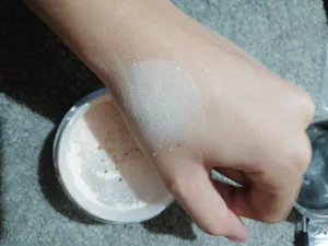 تجریه خرید پودر تثبیت کننده آرایش هانتین شماره H 01