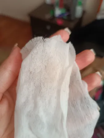 دستمال مرطوب پاک کننده آرایش دلفین مدل 001 بسته 60 عددی