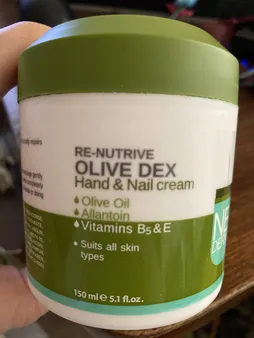 کرم مرطوب‌کننده دست و ناخن نئودرم مدل Olive Dex حجم 150 میلی‌لیتر