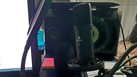 میکروفن کندانسر مائونو مدل AU-PM401