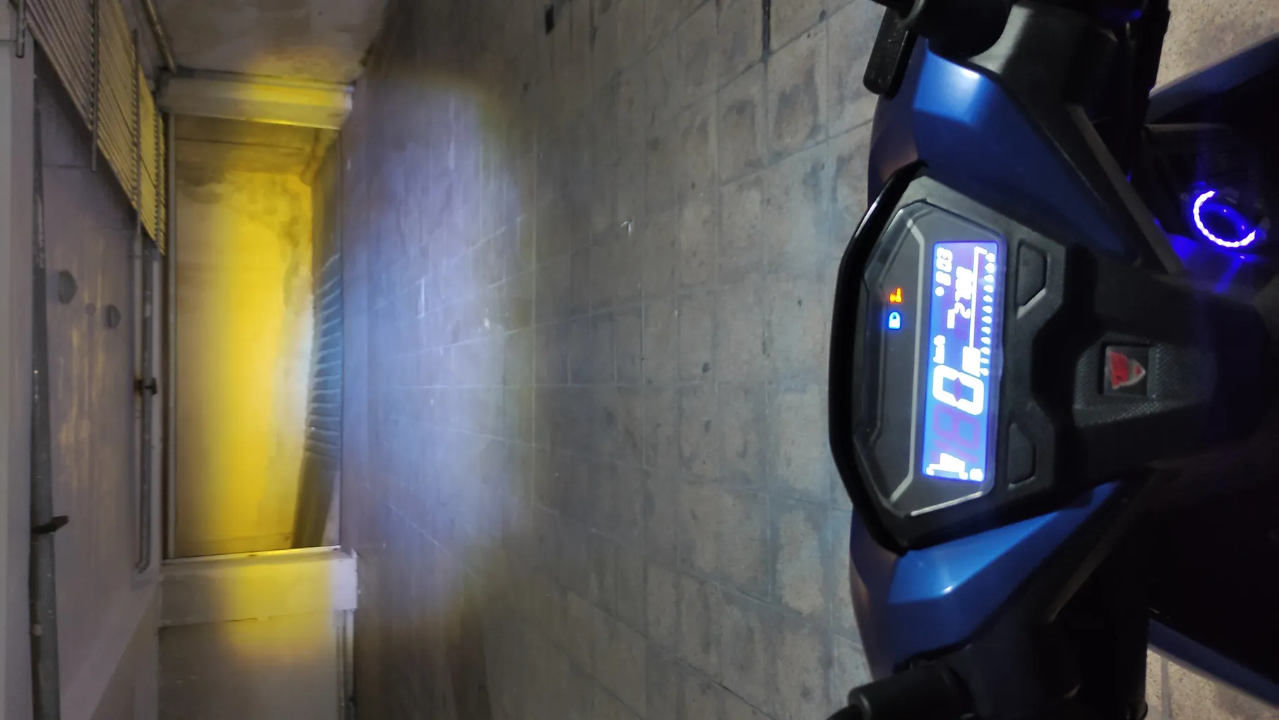 پرژکتور موتور سیکلت مدل MINI LED DOUBLE COLOR 1.3 A   مجموعه 2 عددی