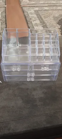 استند لوازم آرایشی مدل vs1