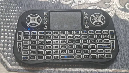 مینی کیبورد بی سیم همراه با تاچ پد مدل I10