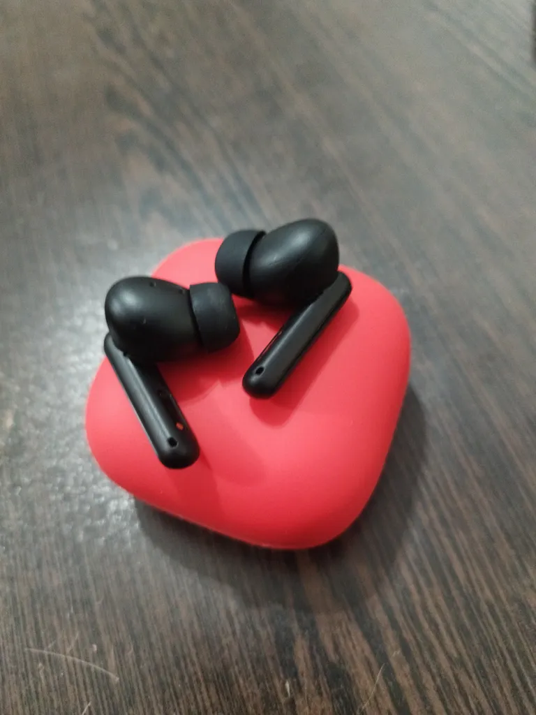 کاور مدل QCY مناسب برای کیس کیو سی وای QCY T13 ANC