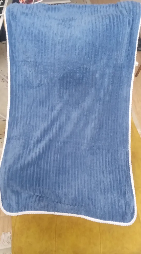 حوله استخری سوییت هوم مدل LUX02 سایز 70x140 سانتی متر