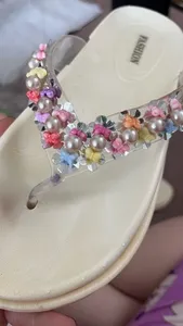 تجریه خرید دمپایی لاانگشتی زنانه پاپا مدل WH.2834