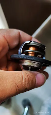 ترموستات رنو کد 985 مناسب برای ال90