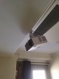 تجریه خرید ویدئو پروژکتور النز مدل SD500 Smart Android به همراه پرده نمایش و دو کنترل