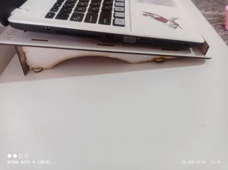 پایه نگهدارنده لپ تاپ آرسی مدل لانه زنبوری