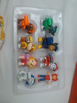 اکشن فیگور طرح سگهای نگهبان کد 6050 بسته 8 عددی