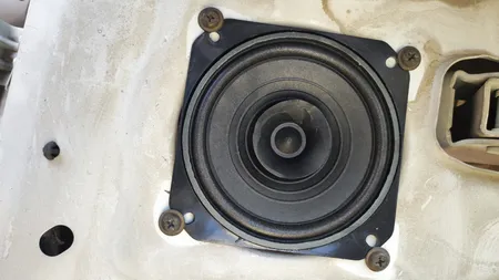 بلندگو عقب و جلو خودرو چیکال مدل V-111 مناسب برای تیبا