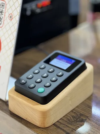 دستگاه ذخیره ساز شماره تماس مشتریان مدل Carbon