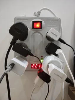 چندراهی برق و محافظ پارت الکتریک کد PE21604