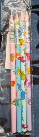 مداد مشکی استدلر مدل مانستر مجموعه 4 عددی