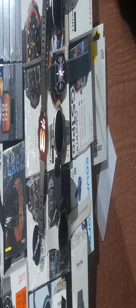 ساعت هوشمند 46 میلی‌متری گلوریمی مدل GS2 Pro دارای قابلیت های صفحه نمایش رنگی، صفحه نمایش لمسی، کنترل سطح اکسیژن خون، قابلیت مکالمه با بند سیلیکون