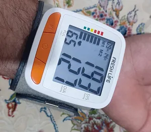 تجریه خرید فشارسنج مچی دیجیتال فرش لایف مدل T4