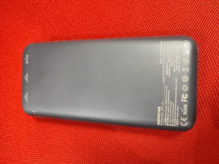 پاوربانک 12 وات ریمکس مدل RPP-26 ظرفیت 20000 میلی آمپر ساعت