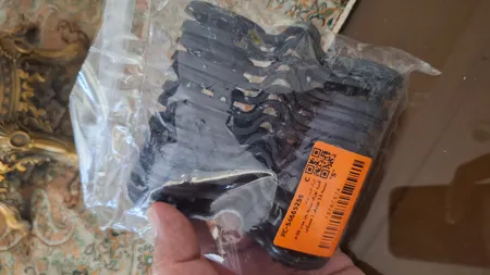 گیره توری سایه بان مدل a-09 بسته 12 عددی