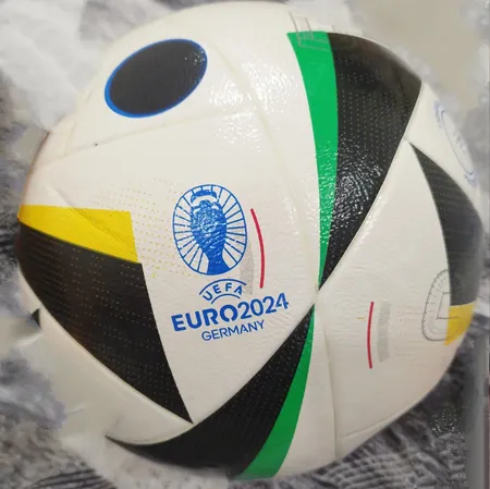 توپ فوتبال مدل جام قهرمانی اروپا یورو 2024 Euro