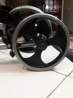 واکر تاشو جی تی اس مدل رولیتر