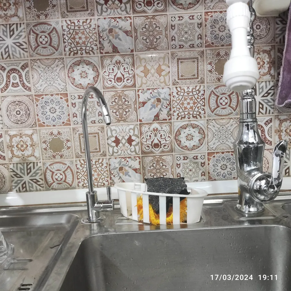 دستگاه تصفیه کننده آب آکوآ اسپرینگ مدل UF - SF4800 به همراه فیلتر رسوبگیر گلیتز دستگاه تصفیه کننده آب آکوآ اسپرینگ مدل UF - SF4800 به همراه فیلتر رسوبگیر گلیتز
