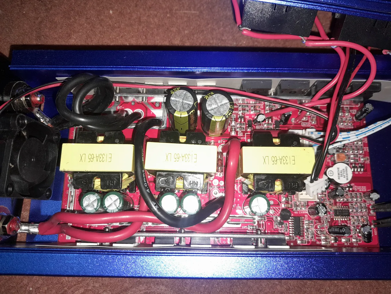 مبدل برق خودرو اینتیمکث کد 1000W