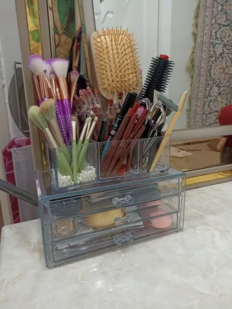 استند لوازم آرایشی نیلوشاپ مدل سه کشو کد 3Drawers