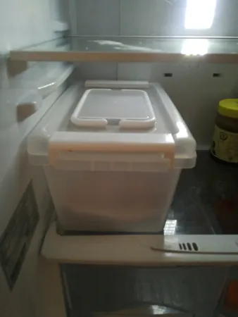 ظرف نان ممتاز پلاستیک مدل 210 ظرفیت ۷ لیتری