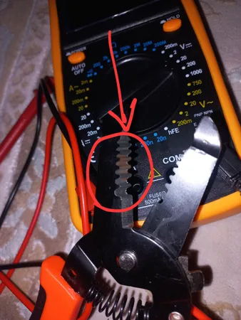 سیم لخت کن مدل PLW-210C سایز 7 اینچ