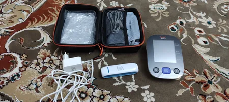 فشارسنج بازویی دیجیتال فوکسی مدل BLACK به همراه پاوربانک فوکسی