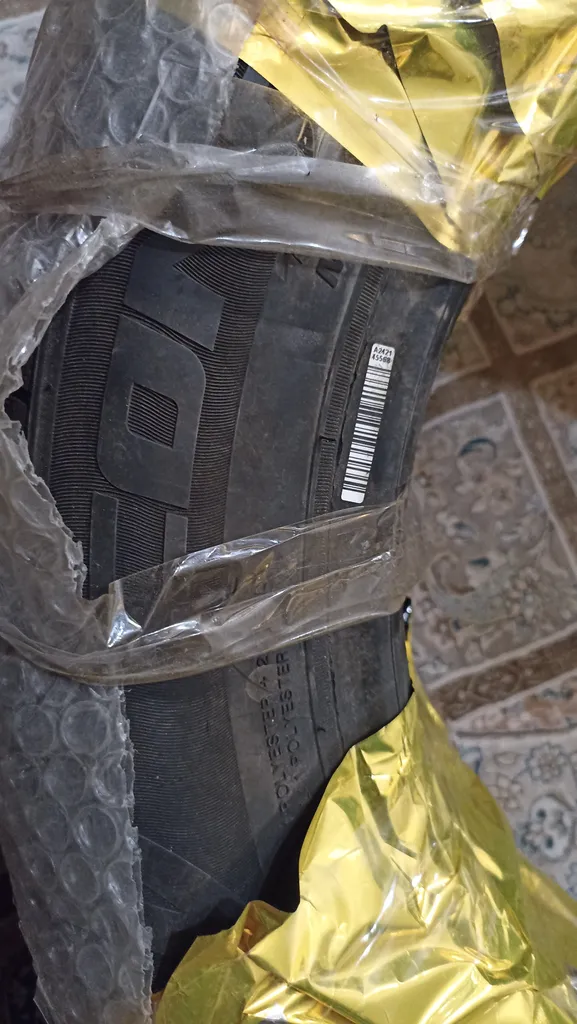 لاستیک خودرو کامپاسل مدل BLAZER HP سایز 13 / 65 / 165 میلی‌متر تولید سال 2024 - 1 حلقه