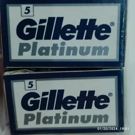 تیغ یدک اصلاح ژیلت مدل Platinum مجموعه 4 عددی