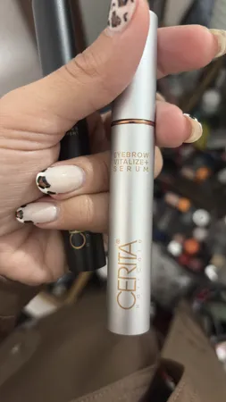 سرم تقویت کننده ابرو سریتا مدل VITALIZE حجم 8 میلی لیتر