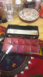 پالت رژ لب جامد بارین بیوتی مدل A