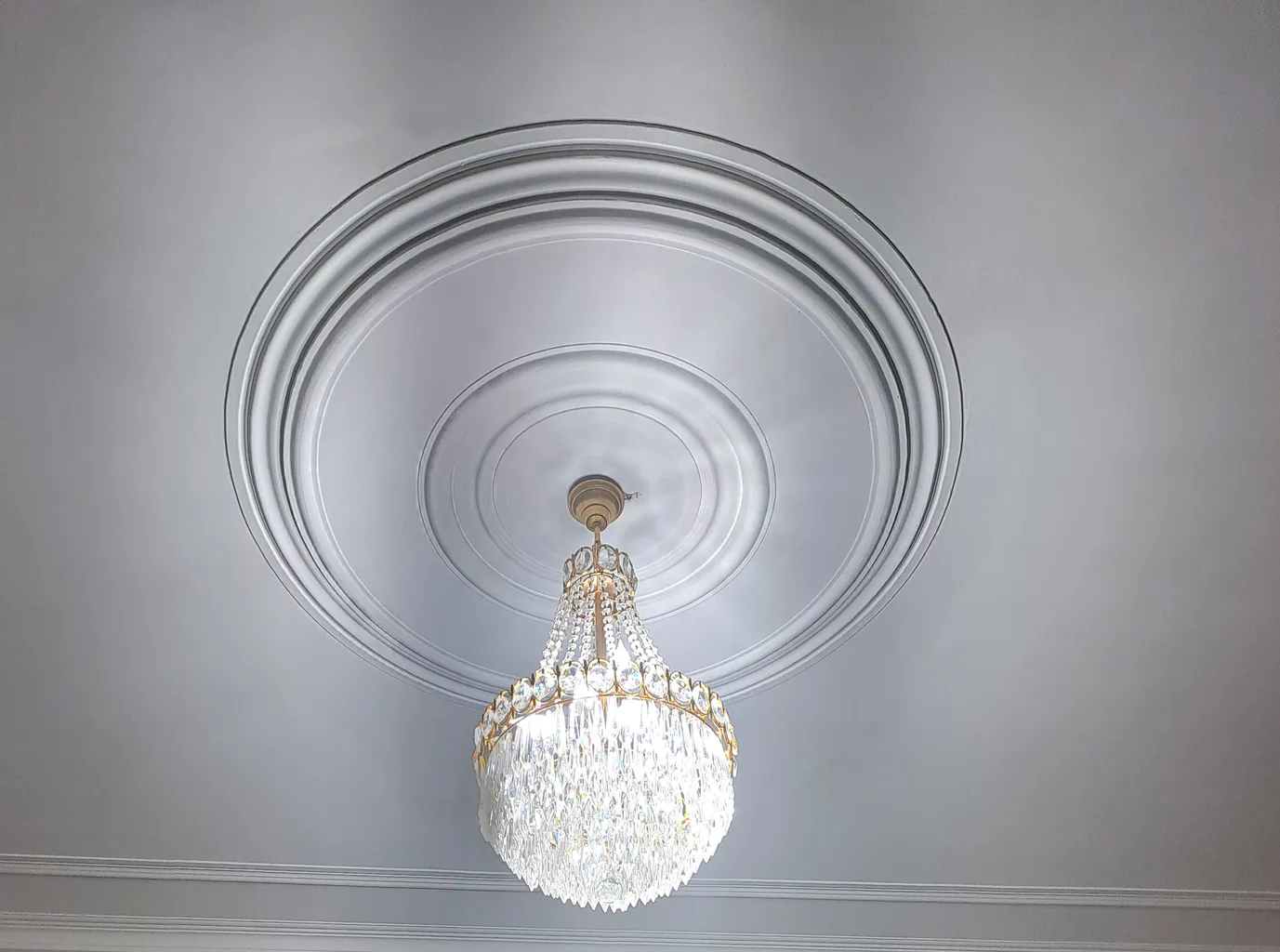 لامپ 8 وات زانیس مدل شمعی اشکی پایه E14 بسته 10 عددی