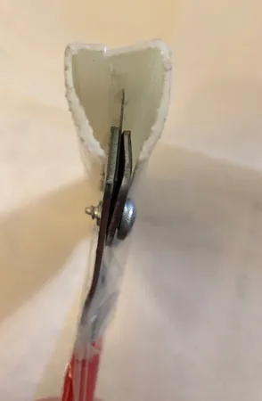 کاتر شیشه پاک کن مدل F02