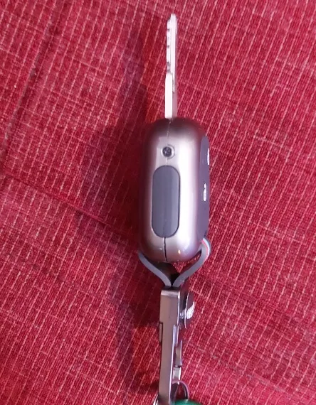 کاور ریموت و سوییچ فلزی خودرو وارون مدل P-405 مناسب برای پژو 206