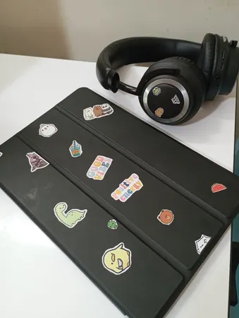 استیکر لب تاپ طرح positive energy مجموعه 37 عددی