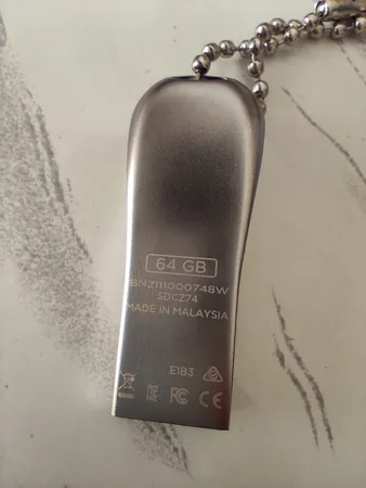 فلش مموری سن دیسک مدل Ultra Luxe ظرفیت 64 گیگابایت