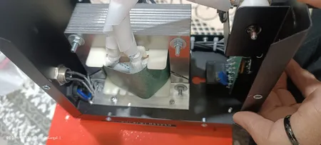 دستگاه نقطه جوش باتری توانا مدل BSW001