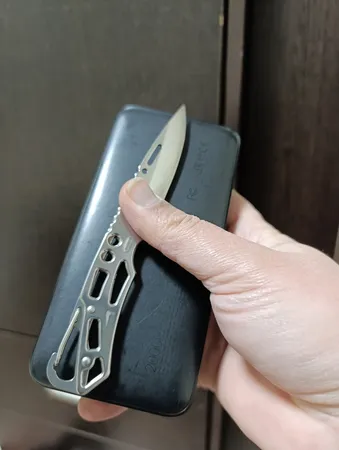 چاقو سفری مدل CARABINN