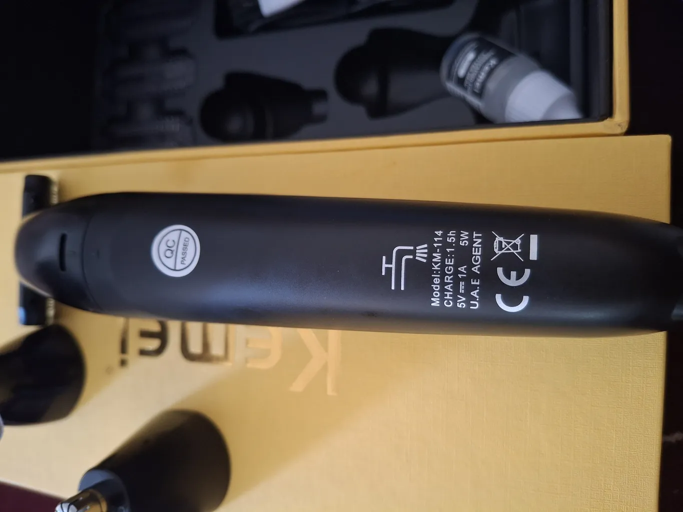 ماشین اصلاح موی بدن و صورت کیمی مدل KM-114