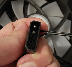 تجریه خرید فن کیس ایتوک مدل Frio Three Plus