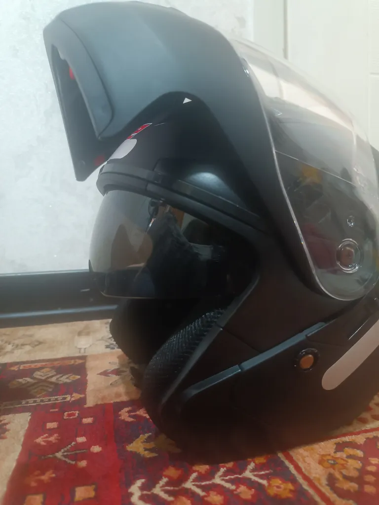 کلاه کاسکت ام ای ۲ مدل 906 BLACKMATT