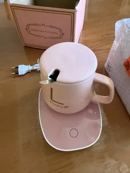 ماگ حرارتی لاکی طرح هیتردار به همراه صفحه گرمکن