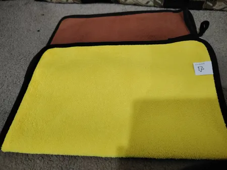 دستمال میکروفایبر نظافت خودرو مدل 03