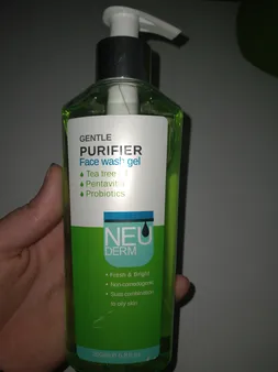 ژل شست‌وشوی صورت نئودرم مدل Gentle Purifier حجم 200 میلی‌لیتر