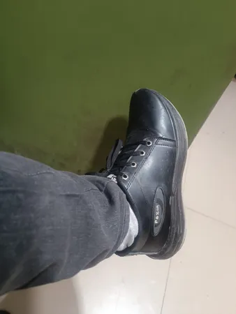 نیم بوت مردانه مدل دانیال پازین کد SVN 400