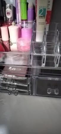 استند لوازم آرایشی مدل donya4