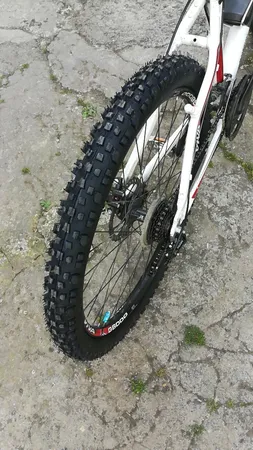 تایر دوچرخه ایران یاسا مدل گلدرشت پهن کد 26x2.35